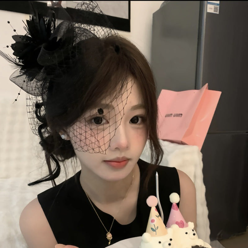 Retro Feather Headpiece Flower for Social Gatherings and Costumes
