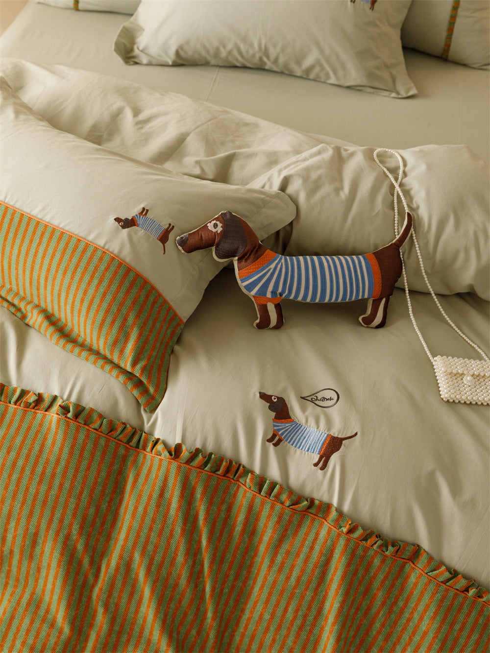 120 Thread Count Cotton Quilt Cover Bedding Set - Embroidered Four-Piece