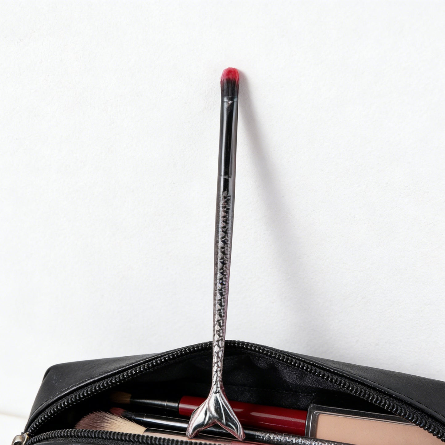 Makeup Brush - Professional Quality Tool for Flawless Application