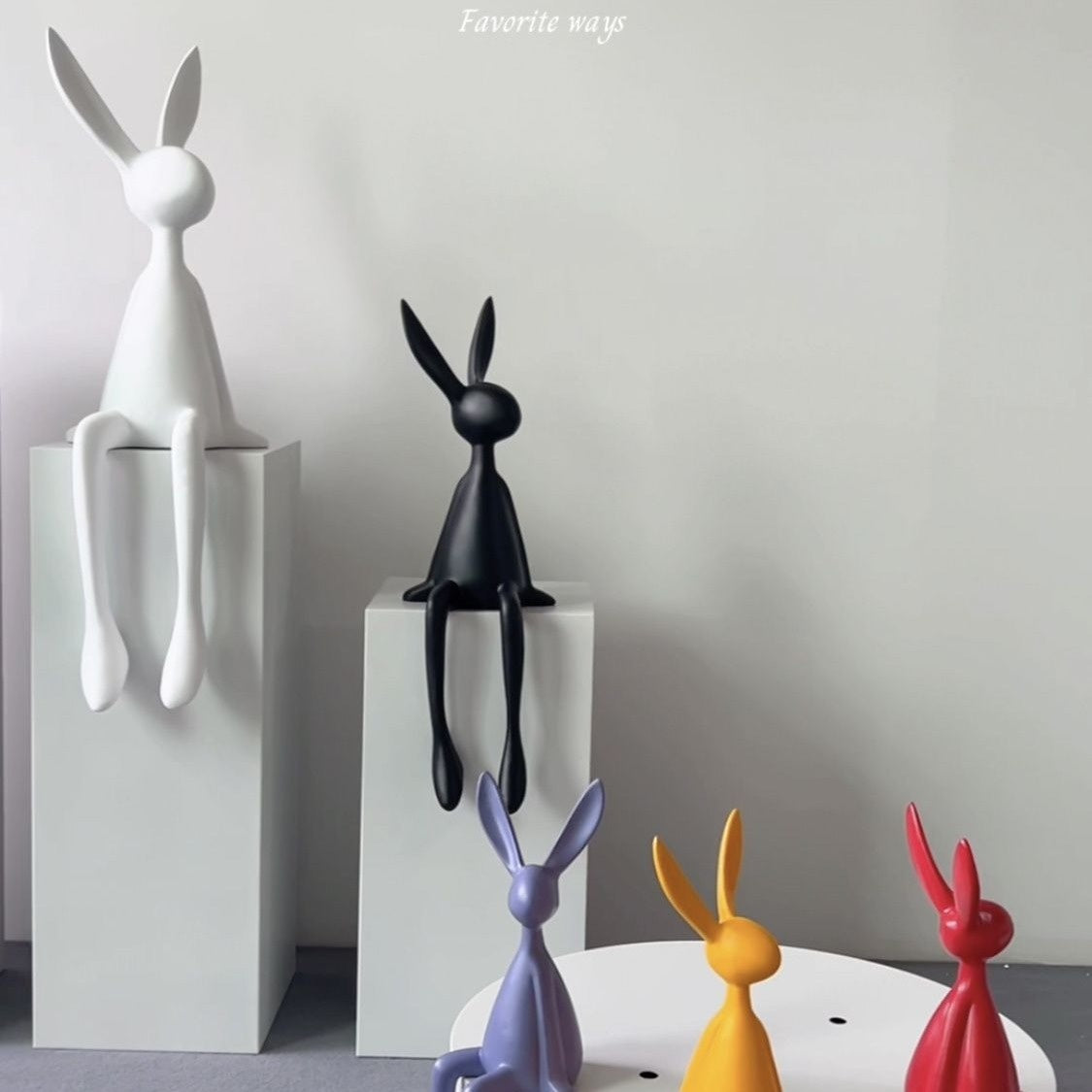 High-End Black Rabbit Sitting Figurine Resin Home Decor