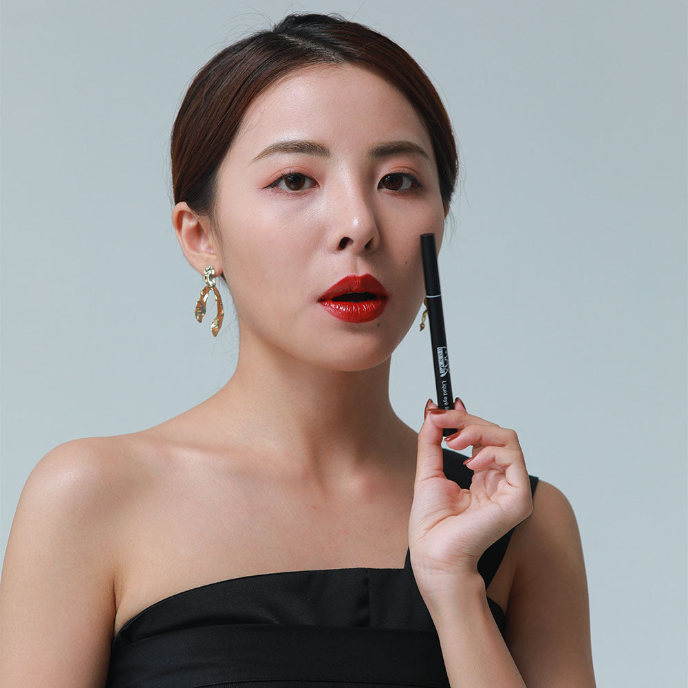 Long-Lasting Waterproof Black Eyeliner - Smudge-Resistant Makeup