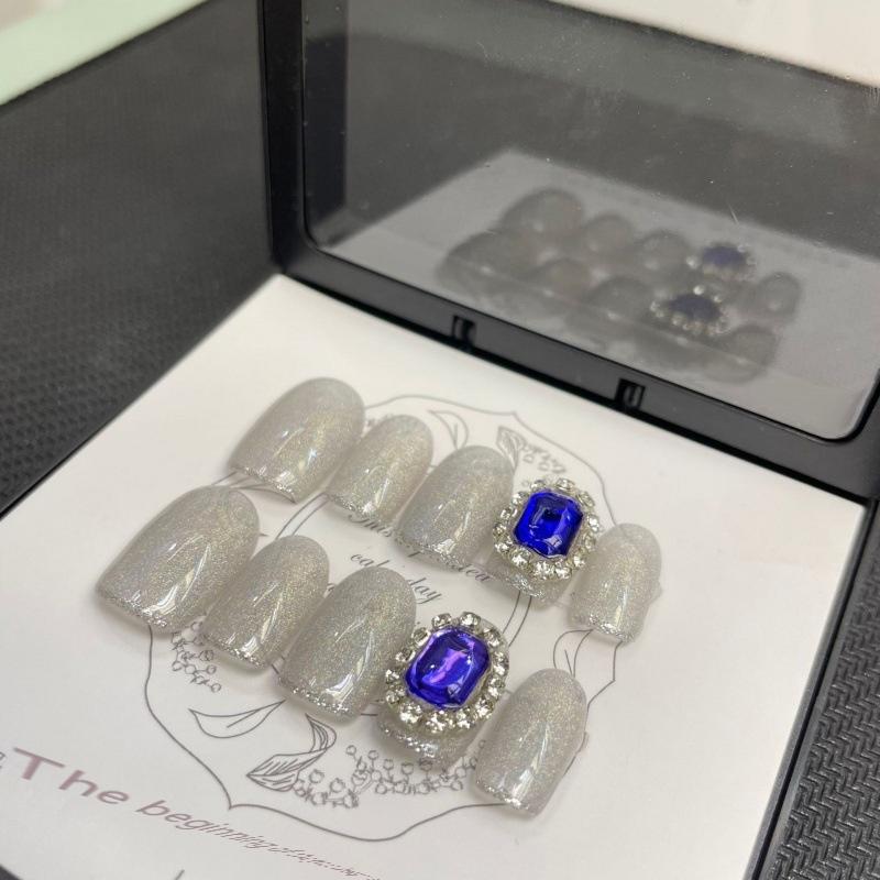 French Blue Love Heart Nail Art Kit - Multiple Sizes