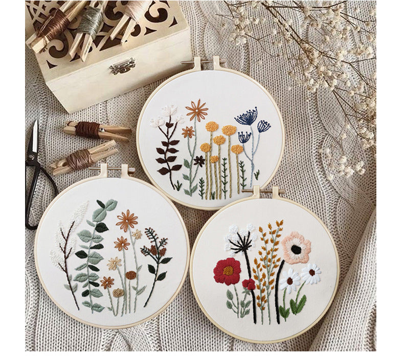 Embroidery Kit with Frame - Dainty Floral Cross-Stitch Set 30x30cm