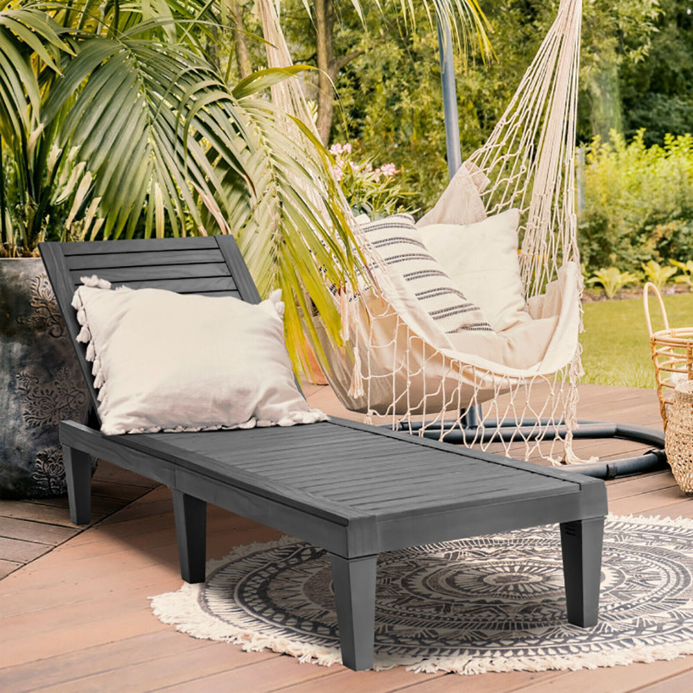 Outdoor Chaise Lounge Chair With 5 Positions Adjustable Backrest For