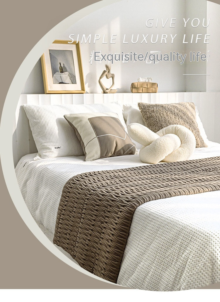 Modern Minimalist Bed Runner and Pillow Cover Set for Home Decor