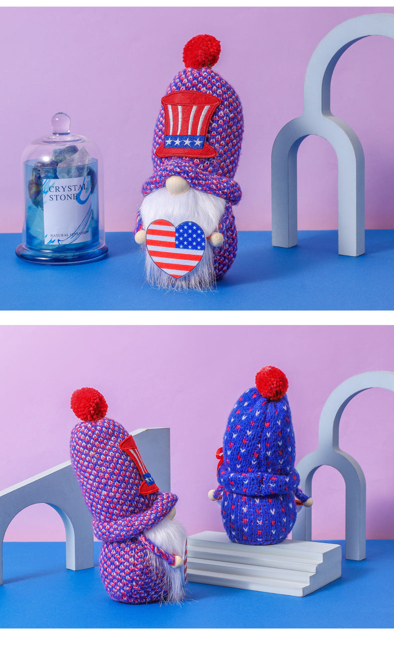 Festive Knitted Hat Doll Ornament for Independence Day Decor - Faceless Rudolf Doll