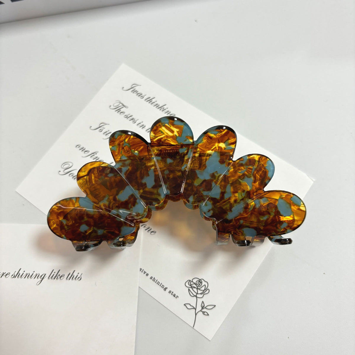 Petal Large Grip Updo Hair Clip