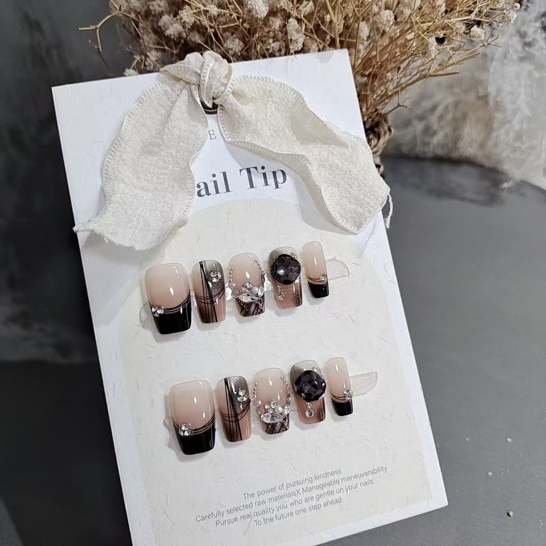 White Noble Temperament Wear Armor 10 Pieces - Nail Art Kit Accessories