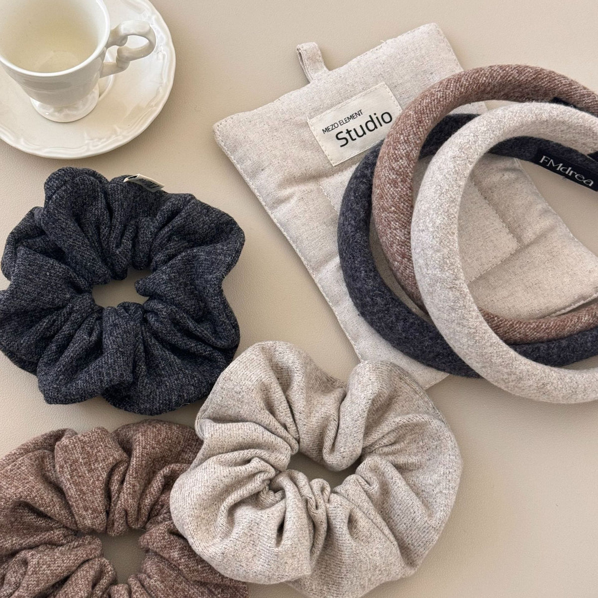 Korean Style Plush Hair Band for Women - Oat Gray Texture Woolen Hair Accessory