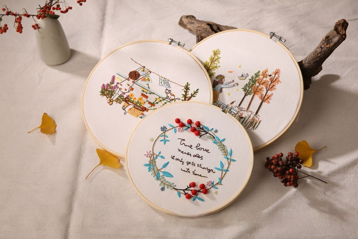 DIY Embroidery Fabric Kit with Flowers and Grass Materials for Cross-Stitch Crafts