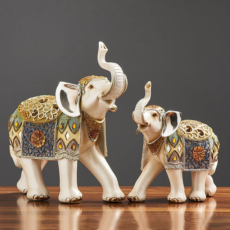 Elephant Desktop Ornament Set for Living Room Decor - Resin Art Piece