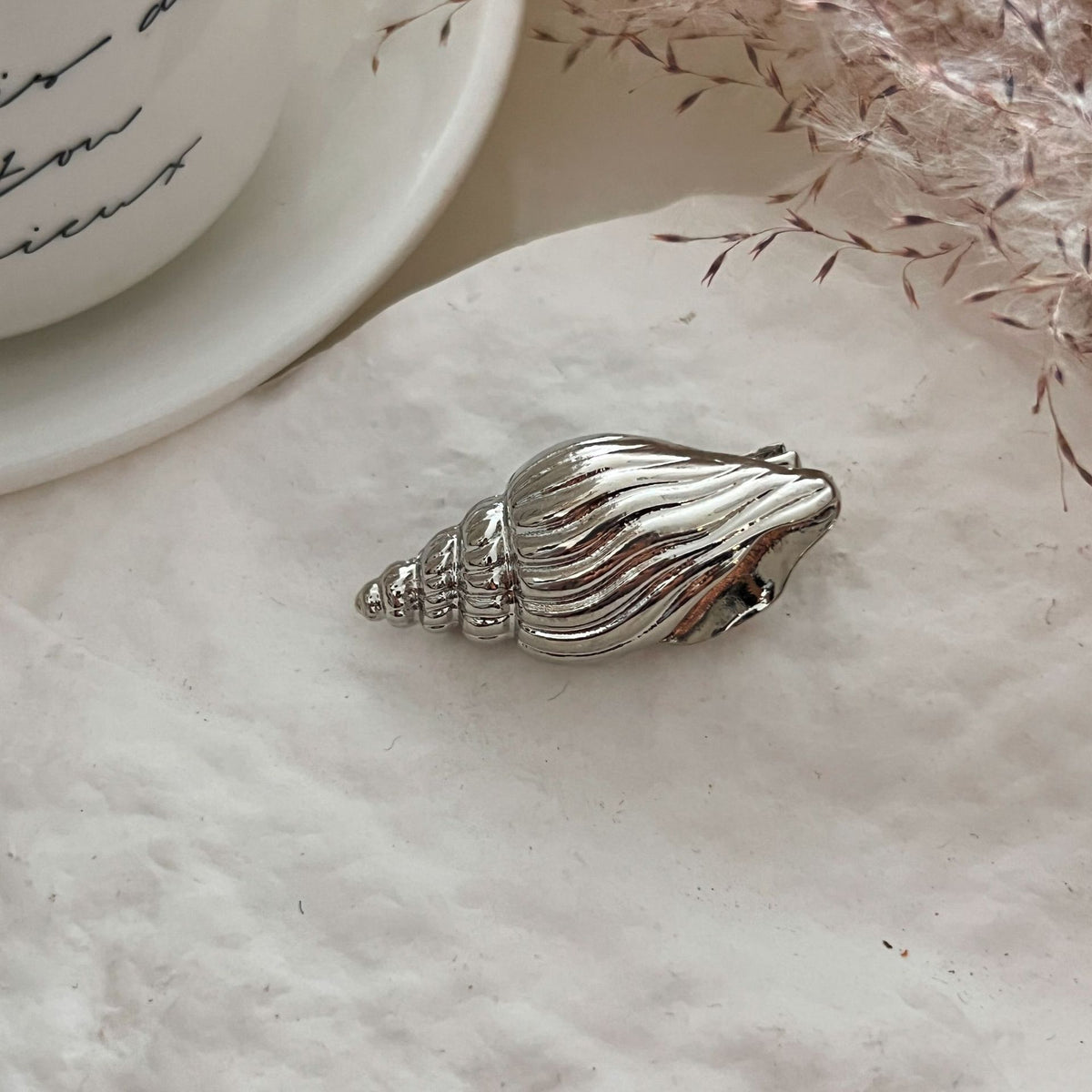 Ocean-Style Alloy Hair Clips with Shells & Starfish
