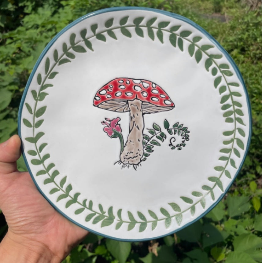 Embossed Leaf Edge Ceramic Plate Set - Glossy Mushroom Dinnerware