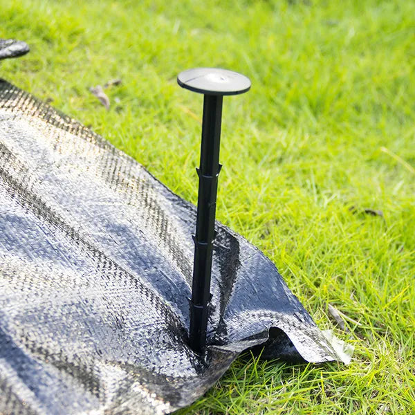 50-Pack 4.5-Inch Plastic Lawn Spikes for Turf and Groundsheet Fixing