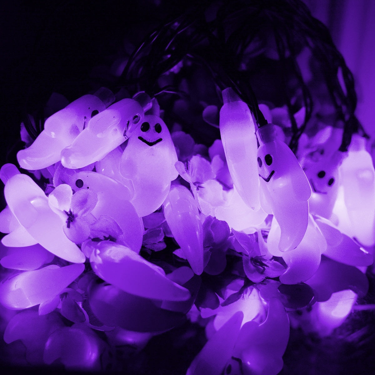 Solar-Powered Ghost String Lights for Halloween & Holiday Decor - 30 LEDs