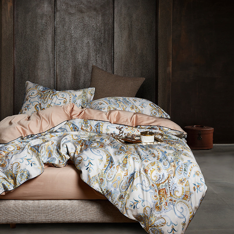 Pastoral Cotton Bedding Set with Satin Finish - Four-Piece Home Textile