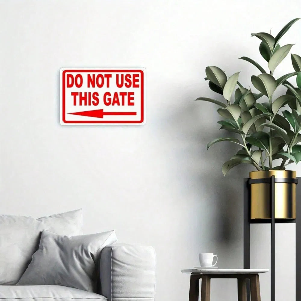 Metal Tin Wall Decoration - 20 cm x 20 cm