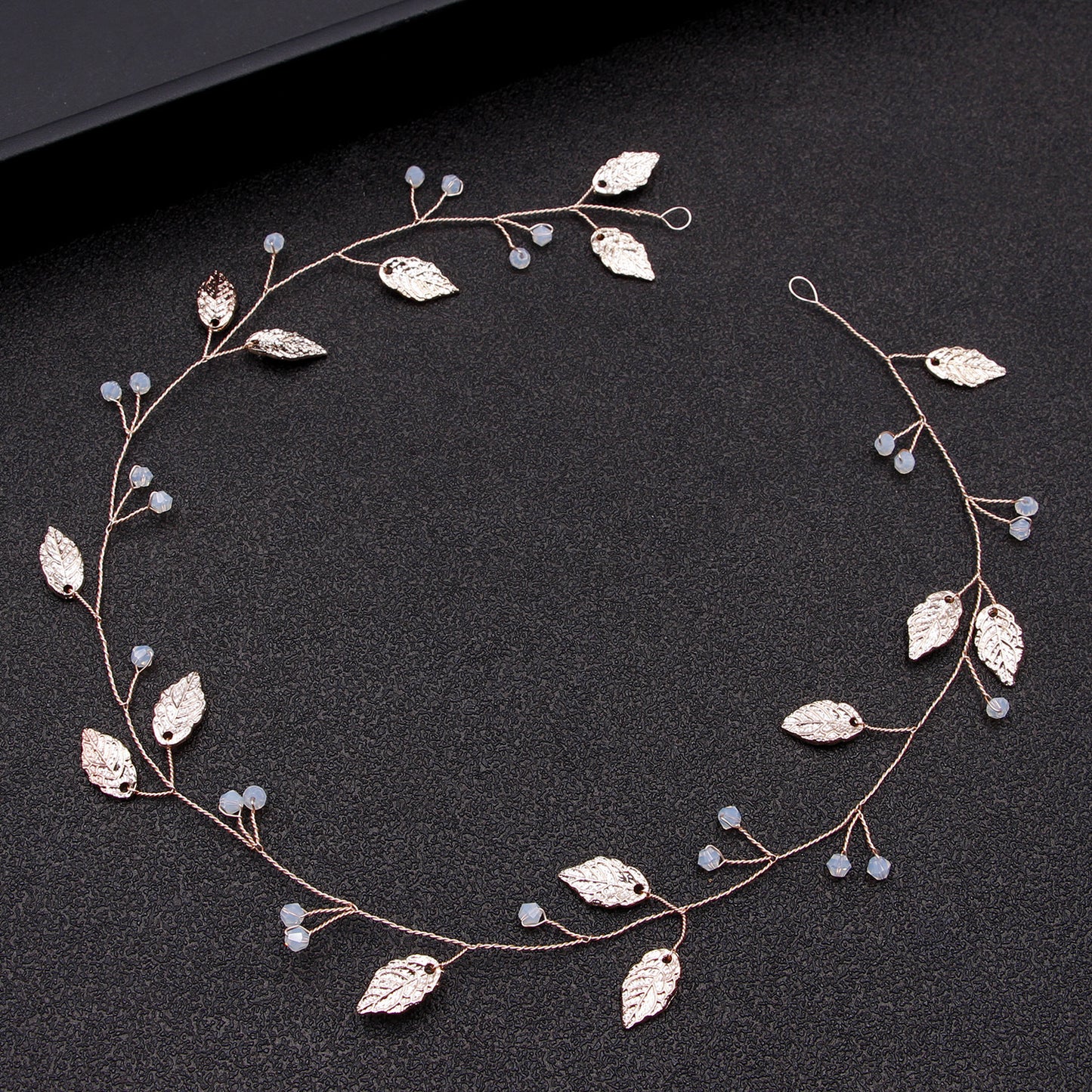 Handmade Alloy Leaf Hair Comb - Elegant Hair Accessory for Women