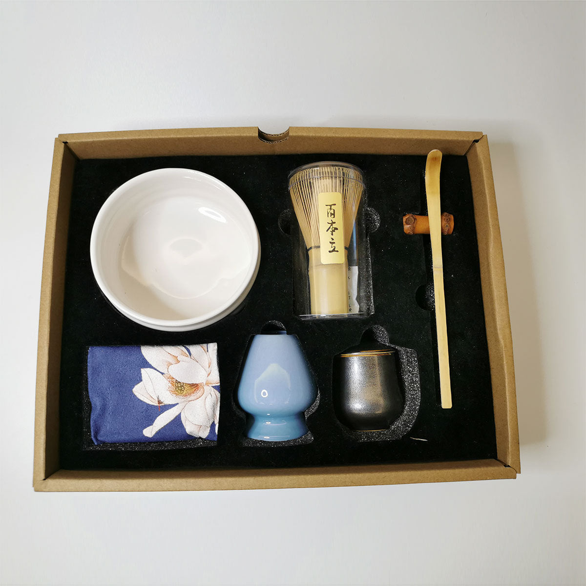 Tea Set with Bamboo Tea Bowl Brush Powder Pot and Cloth Bag - Light Luxury Kitchenware