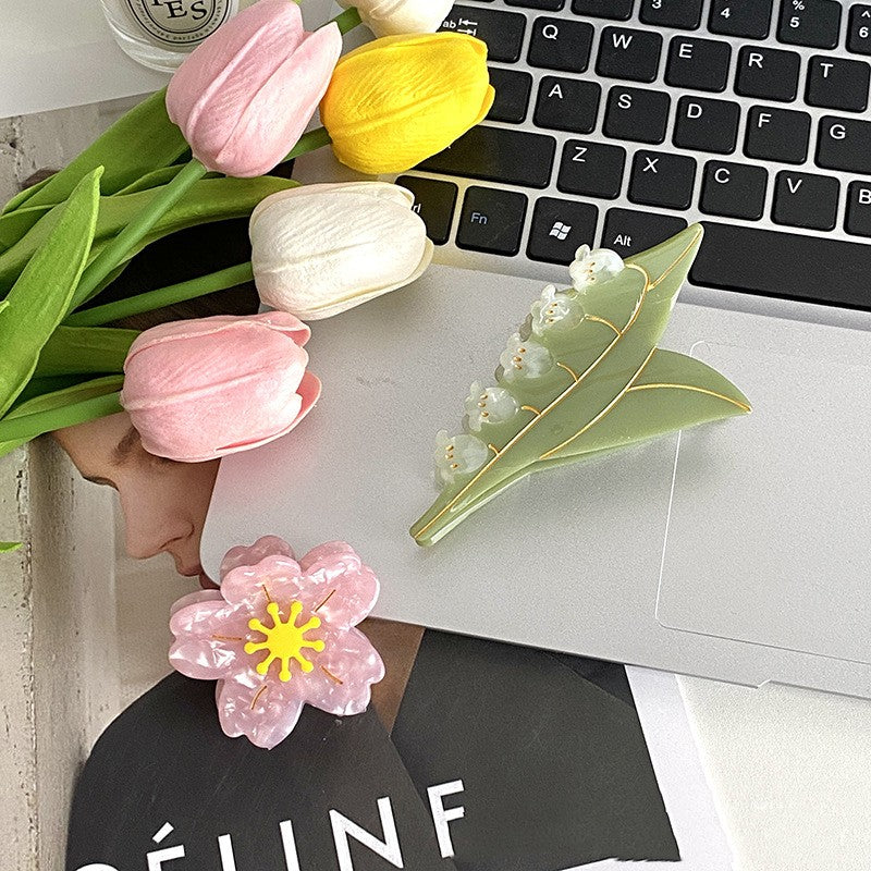 Flower Grab Clip Hair Accessory