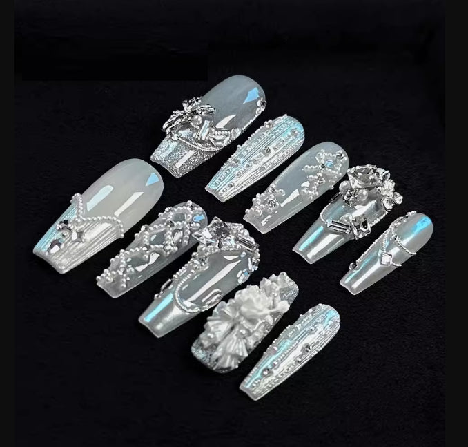 Professional Manicure Nail Tips Set - Custom Sizes for Nail Art & Beauty