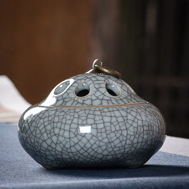 Antique-Style Ceramic Incense Burner for Home Use - Multiple Colors