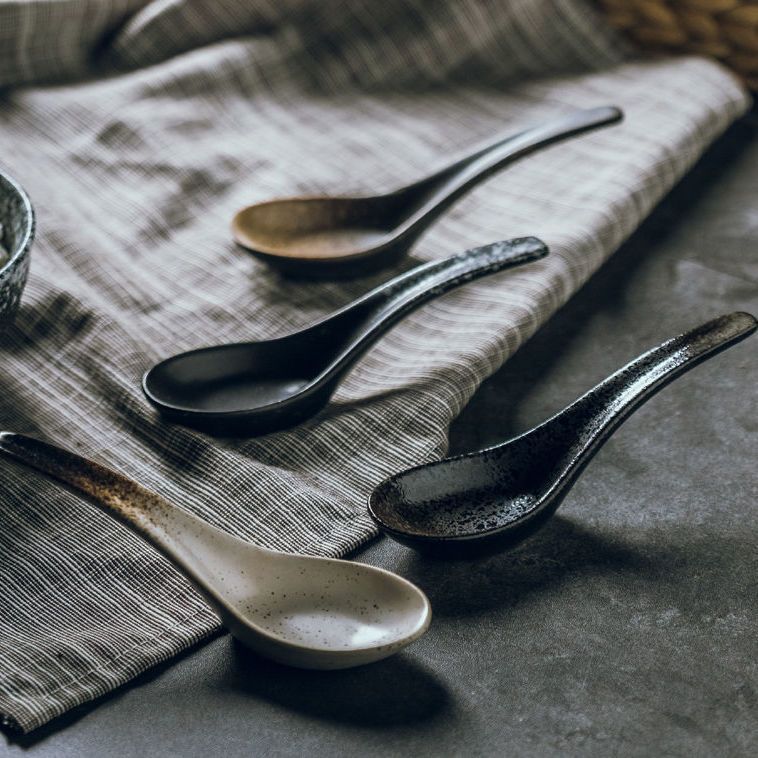 Ceramic Ramen Noodle Spoon - Bent Chinese Style Kitchen Utensil