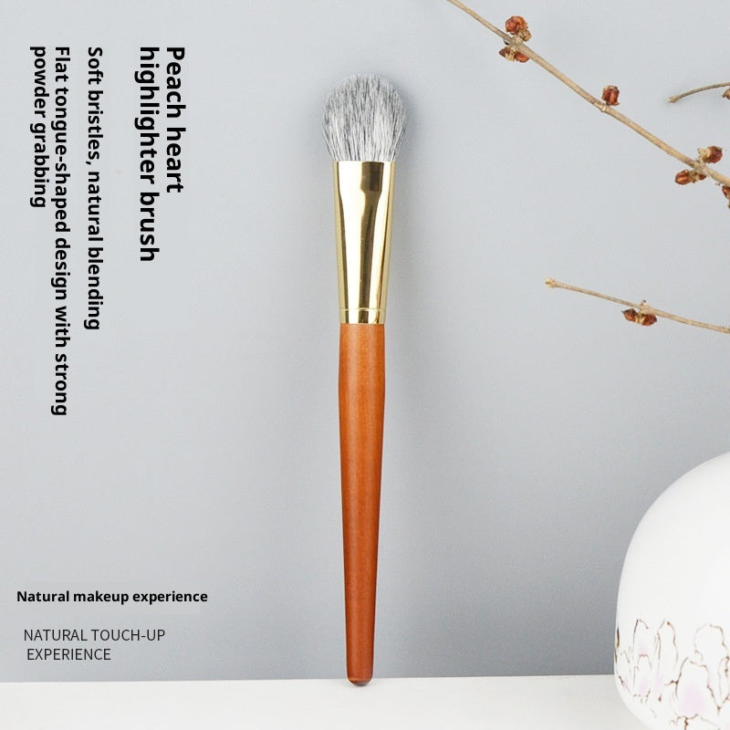 Heart-Shaped Makeup Brush for Blush and Highlighter Tongue-Shaped Blending Face Brush