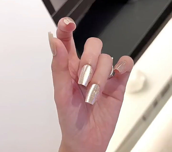 White Moonlight Cat Eye Nail Tips - Wearable Nail Decorations