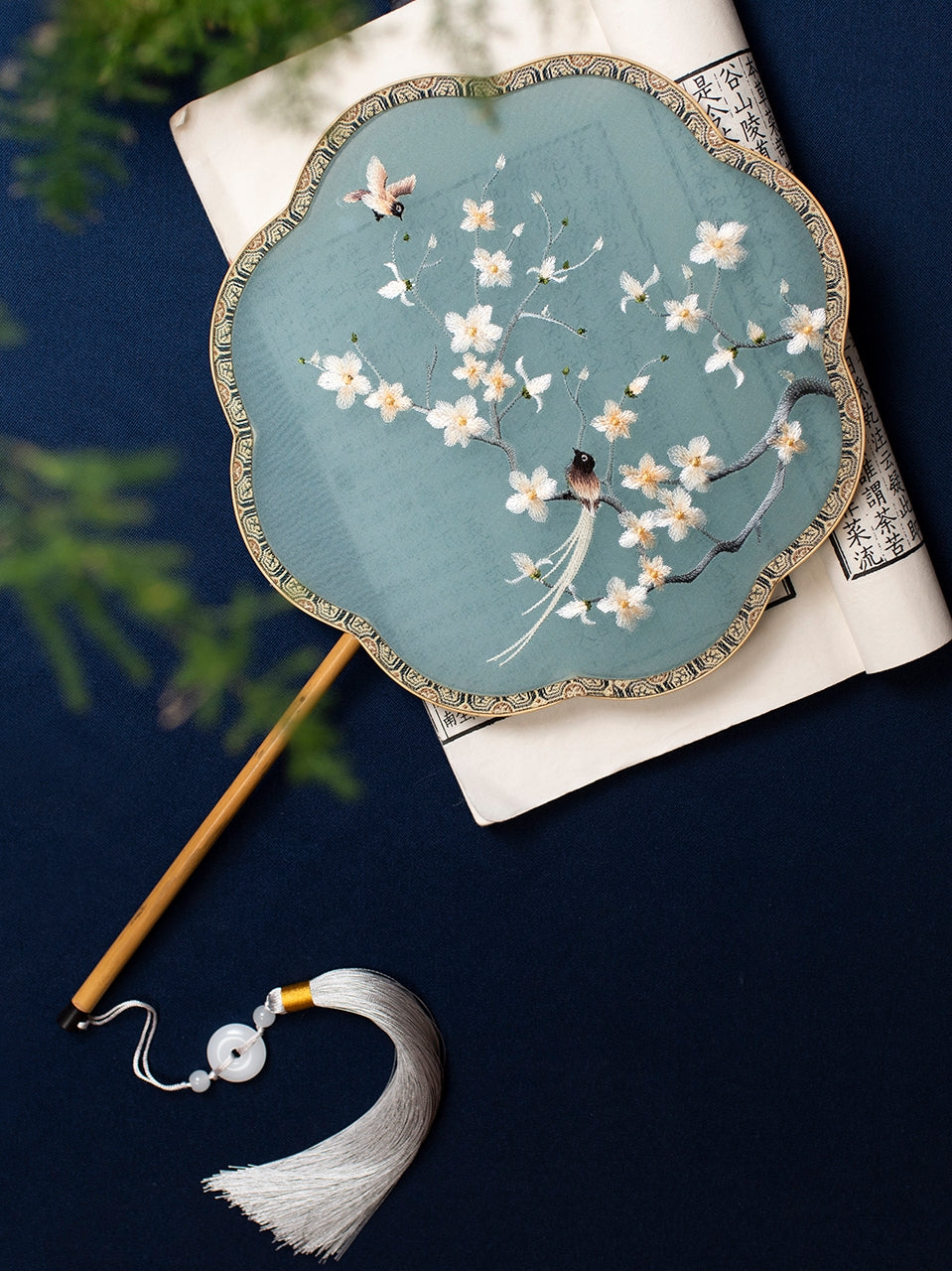 Handmade Ancient Style Embroidery Fan with Bamboo Frame - Retro Hanfu Palace Fan