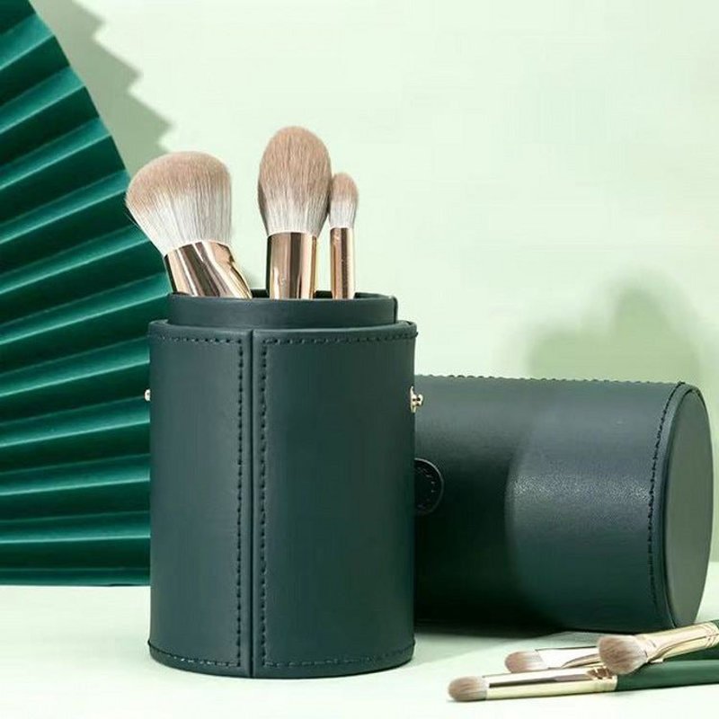 Green Cloud Makeup Brush Set - 14 Soft Cosmetic Brushes for Face & Eyes