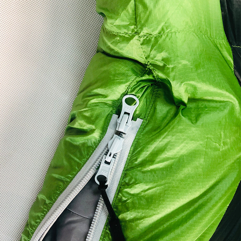 Lightweight Winter Sleeping Bag - Model Cozy300 for Camping