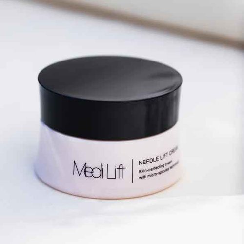 MEDI LIFT NL Signature Cream - Anti Aging Face Cream with Micro-Spicule Technology, Collagen & Hyaluronic Acid, Anti Wrinkle Skin-Perfecting Hydro Boost Moisturizer for Women, 0.8 oz / 25g