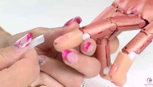 Essential Nails Nail Trainer® Practice Hand INCLUDES 6 Hour On-Line Competition Level Nail Art Tuition By A Champion Nail Artist, Nail Extensions, Nail Art Manicure Training Hand &100 Practice Nails