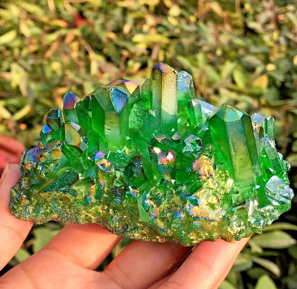 Crystal Poly Prism Stone Ornament for Home & Garden Decor - Green, 200-260g