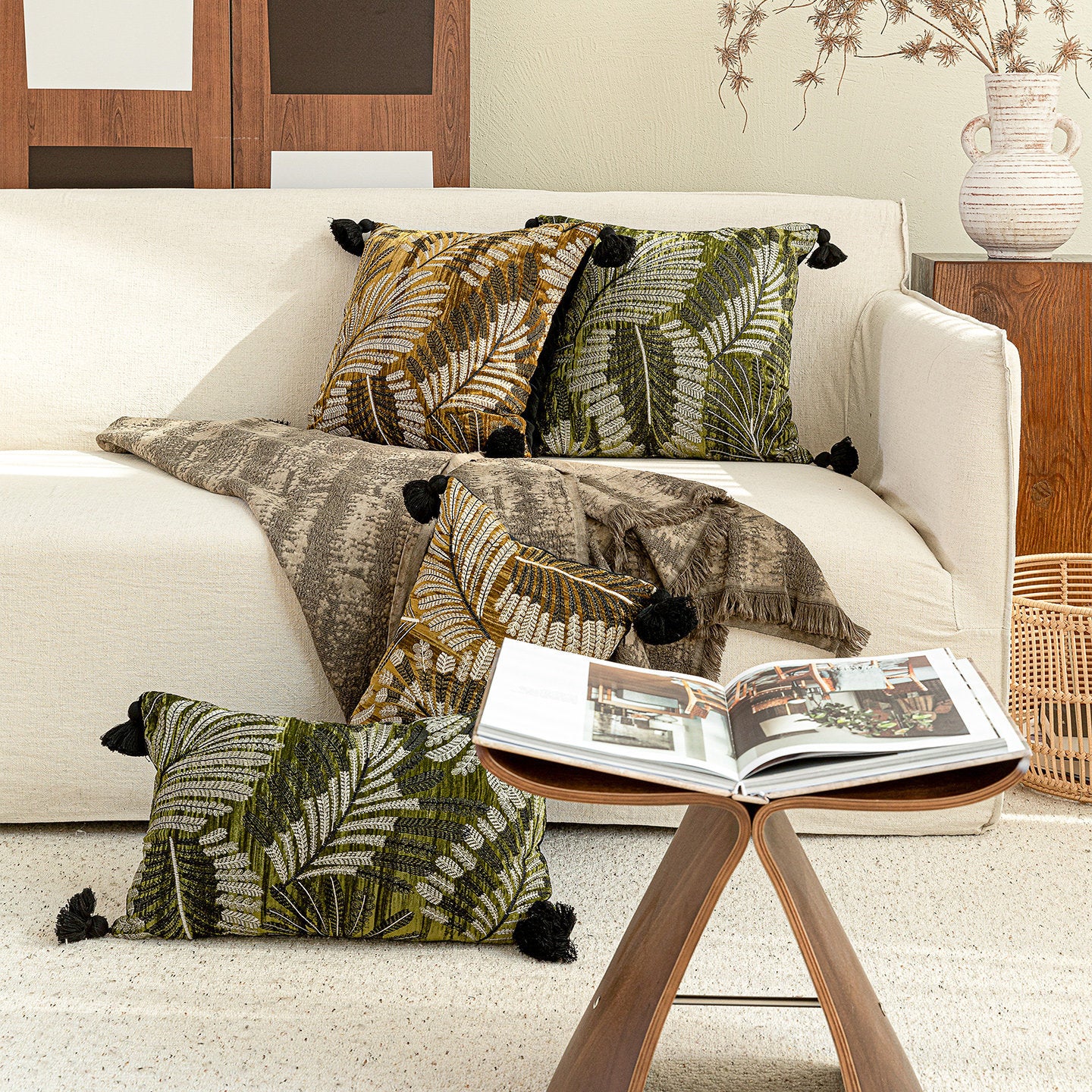 Luxury Velvet Throw Pillow with Embroidered Leaf Pattern - 45x45cm & 30x50cm