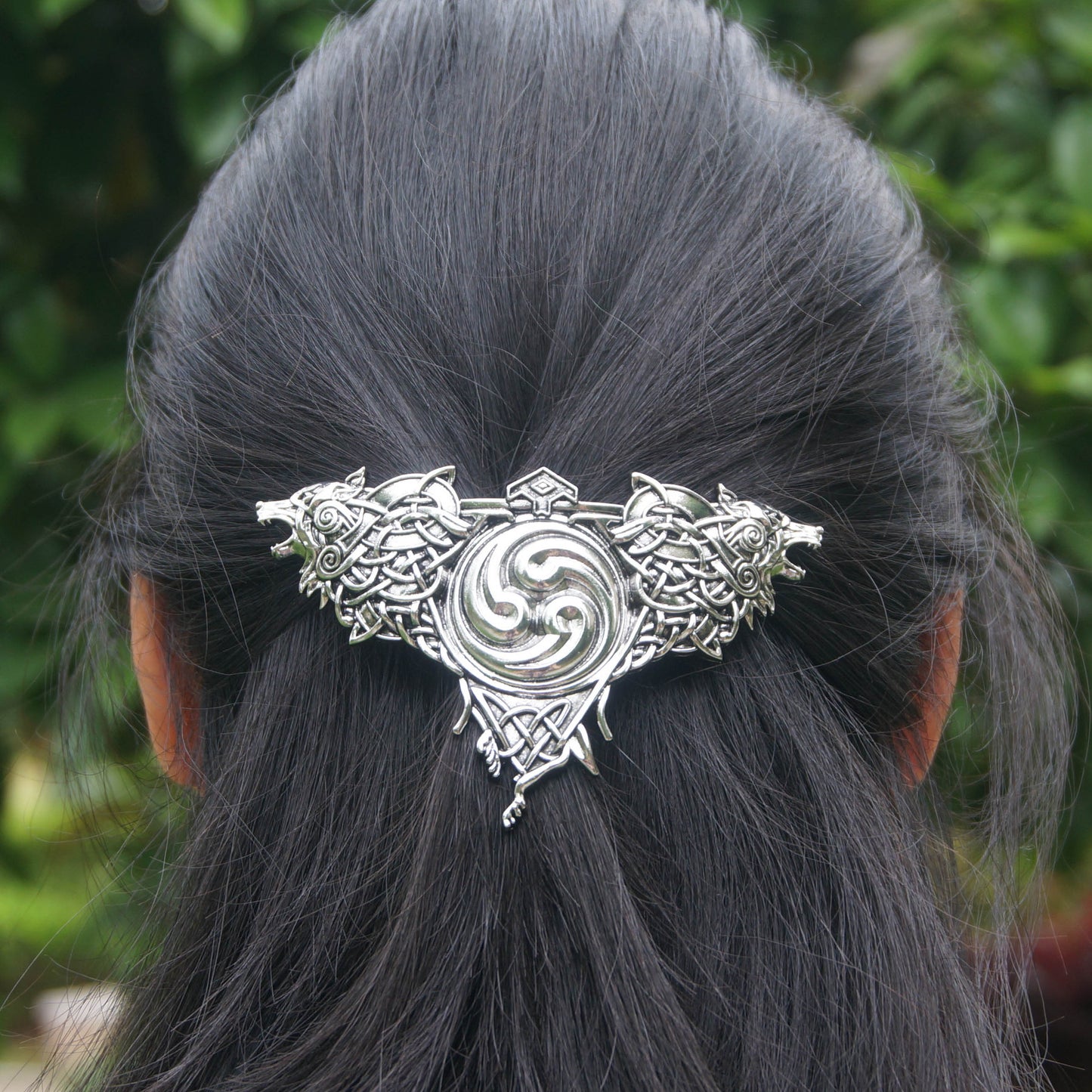 Women's Silver Double Wolf Hair Clip - Retro Hair Accessory