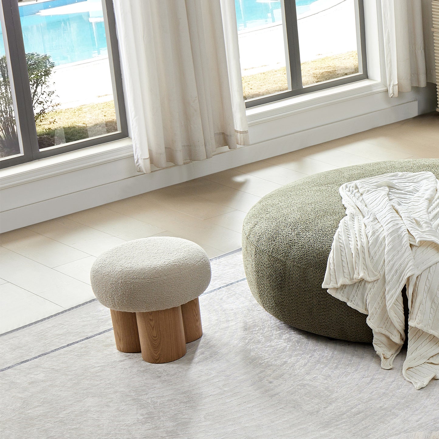 W8017-1 Mushroom Stool, Grieg Plush Cushion, Wooden Barrel PVC Pipe,