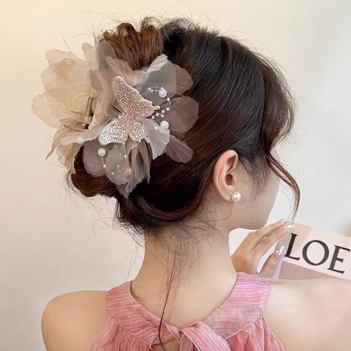 Elegant Bow Hair Clip for Women - Stylish Updo Claw Hair Accessory