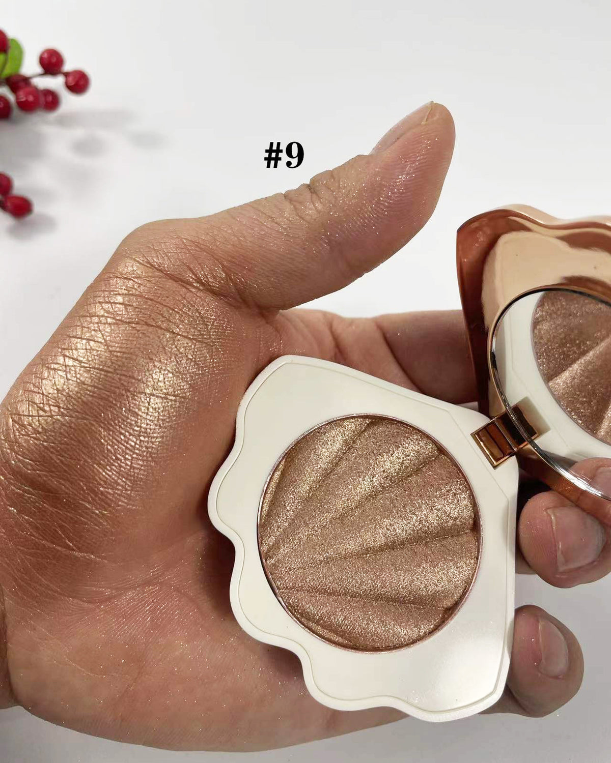 Shell-Shaped Monochrome Highlight & Contour Makeup Palette - Multiple Colors