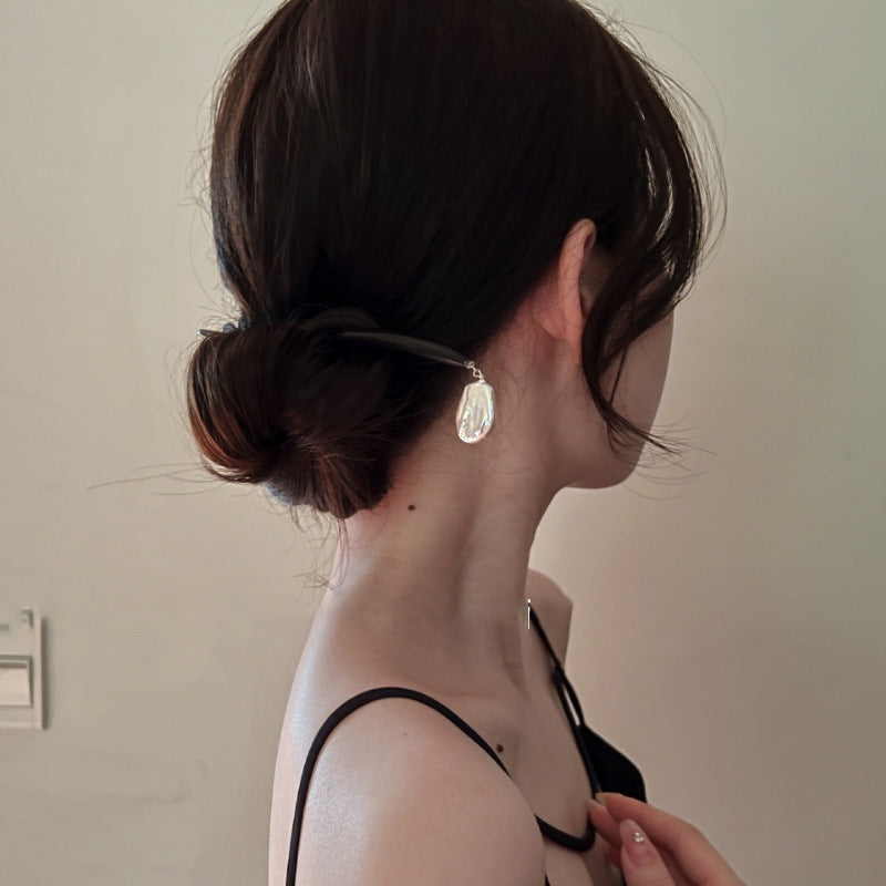 Classical Baroque Pearl Sandalwood Hairpin - Korean Style Geometric Design
