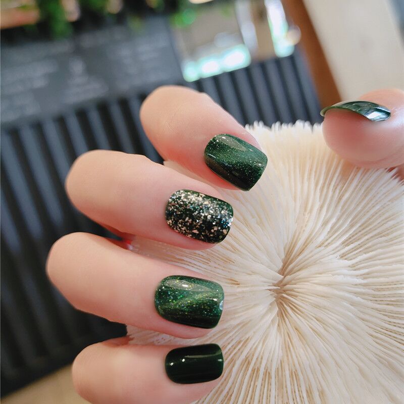 Cat Eye Detachable Nail Patch Set - Emerald Sparkling Diamond, 24 Pieces