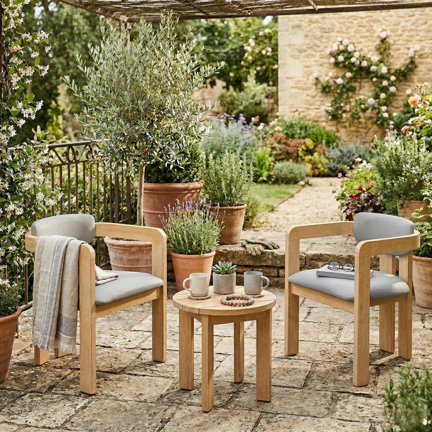 Set Of 2 Outdoor Acacia Wood Dining Chairs With Cushions, Modern