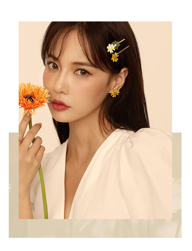 Chrysanthemum Flower Hair Barrettes - Side Clip
