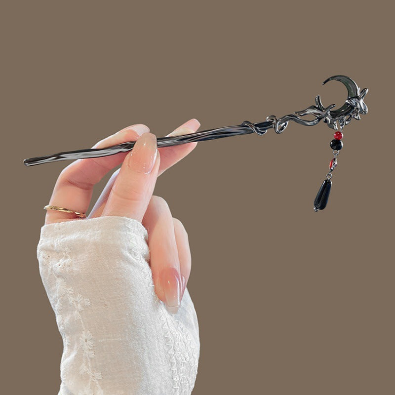Ancient Style Moon Hairpin with Tassel - Black Alloy Hair Accessory