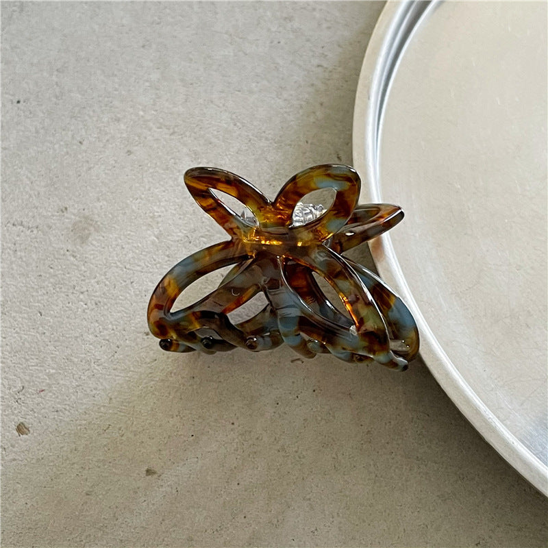 Retro Butterfly Hair Clip - Small Decorative Hair Accessory