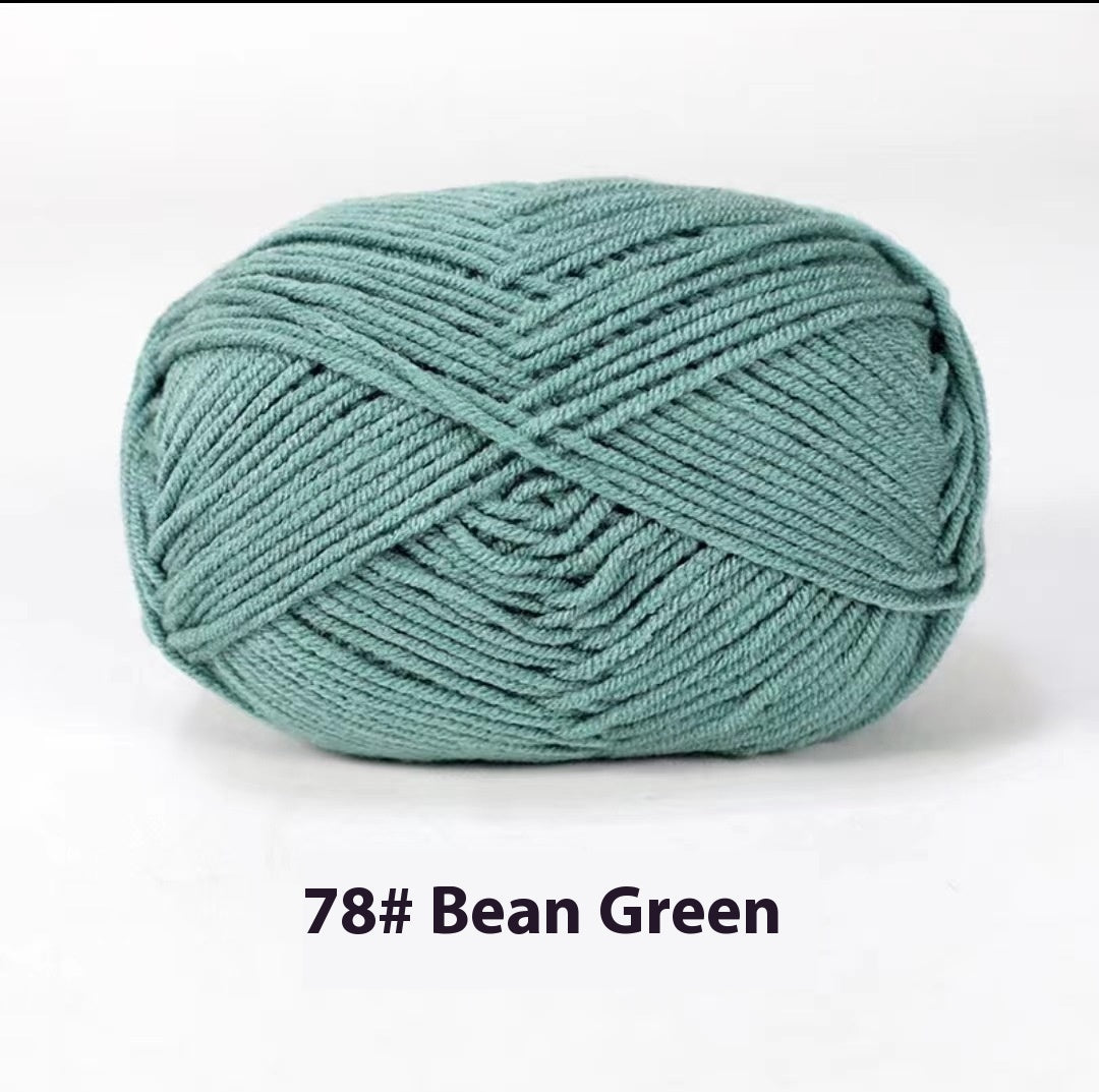 Four-Strand Milk Cotton Crochet Yarn Balls for Craft Projects - Multiple Colors