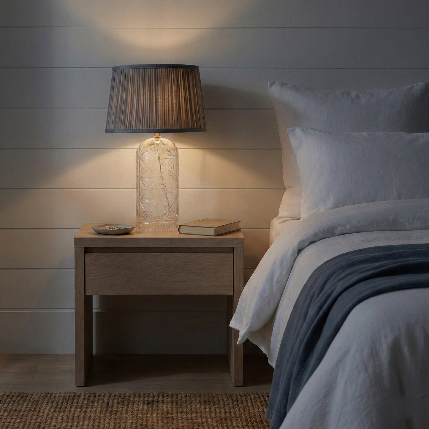 High Quality Hotel European Modern Bed Side Nightstand Decorative Led
