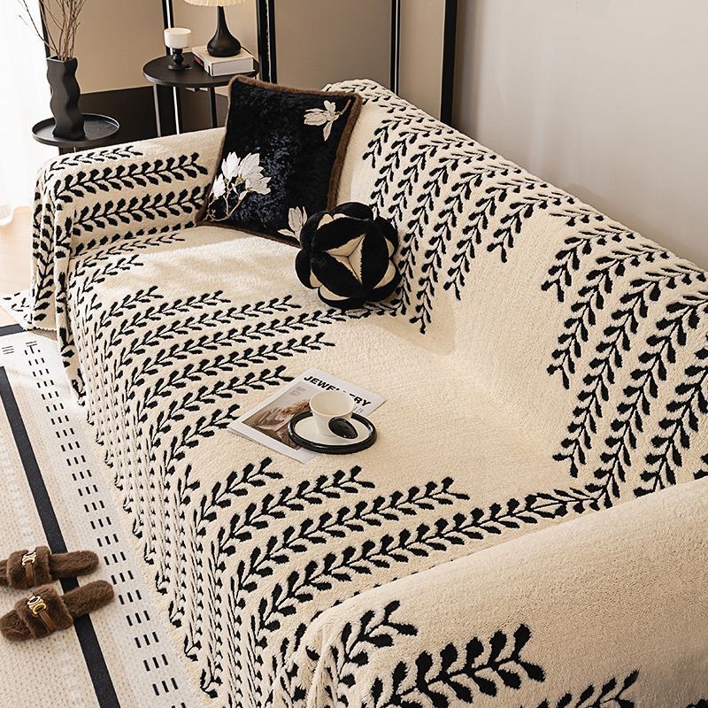 Thick Plush Sofa Cover Cloth Winter Sofa Cushion Protector - Geometric Pattern