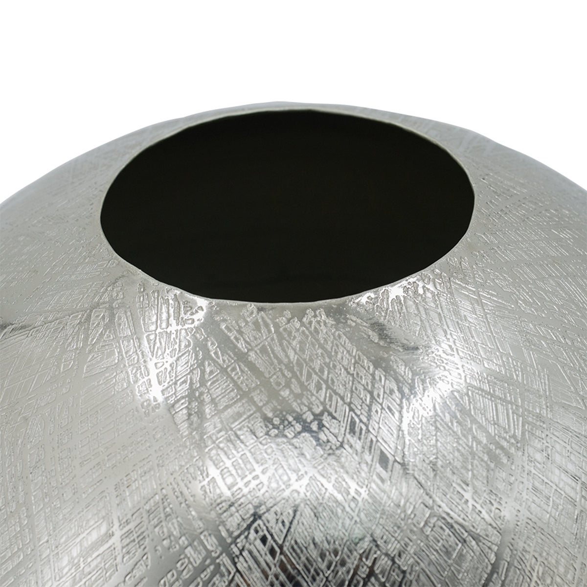 10.5x10.5x13 Aluminum Vase, Silver Streaks